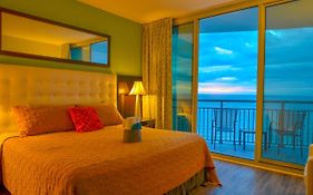 Huge Ocean Front Condo, Amazing Views